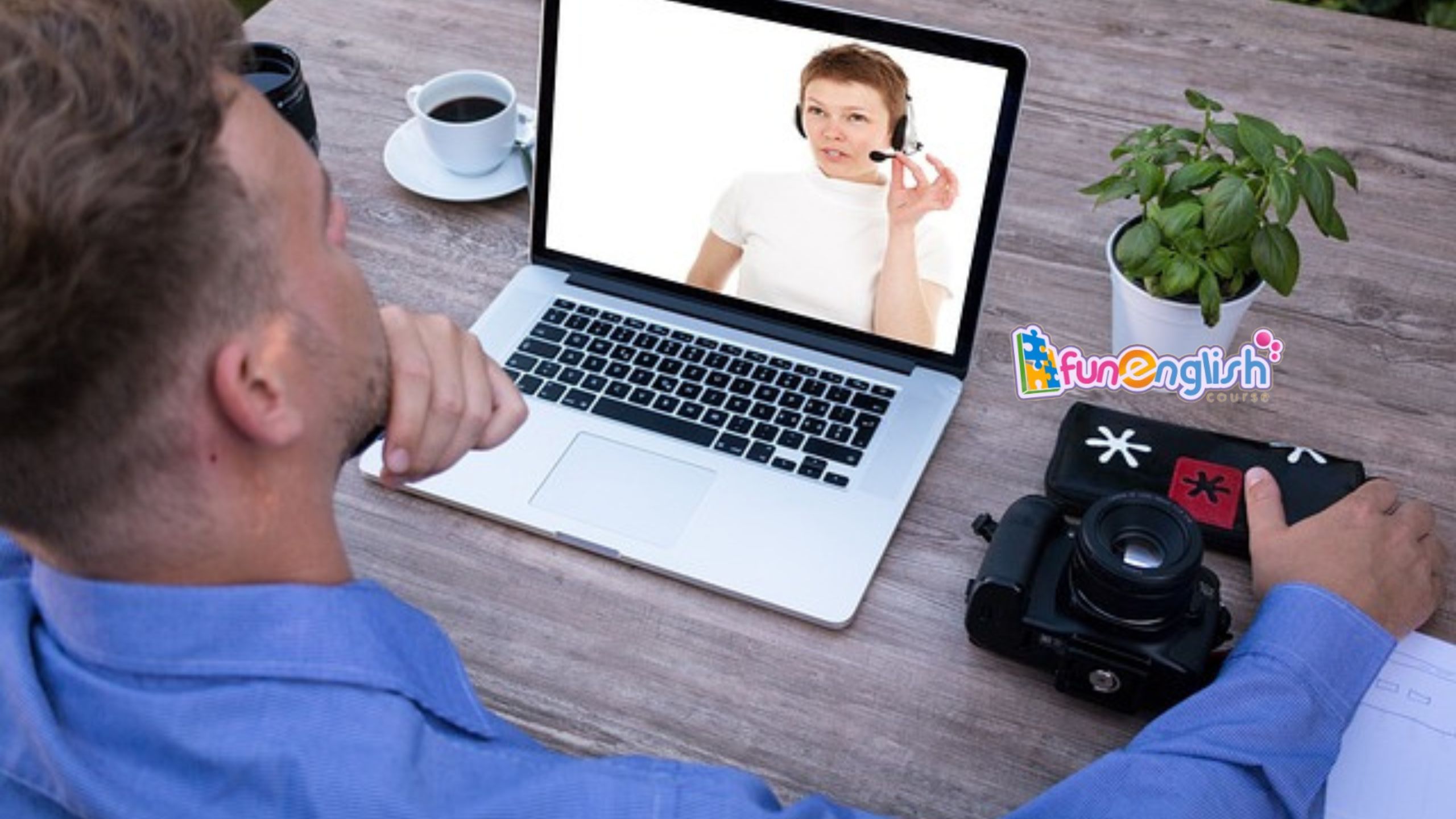 Apa yang Dimaksud Adverb dan Contohnya