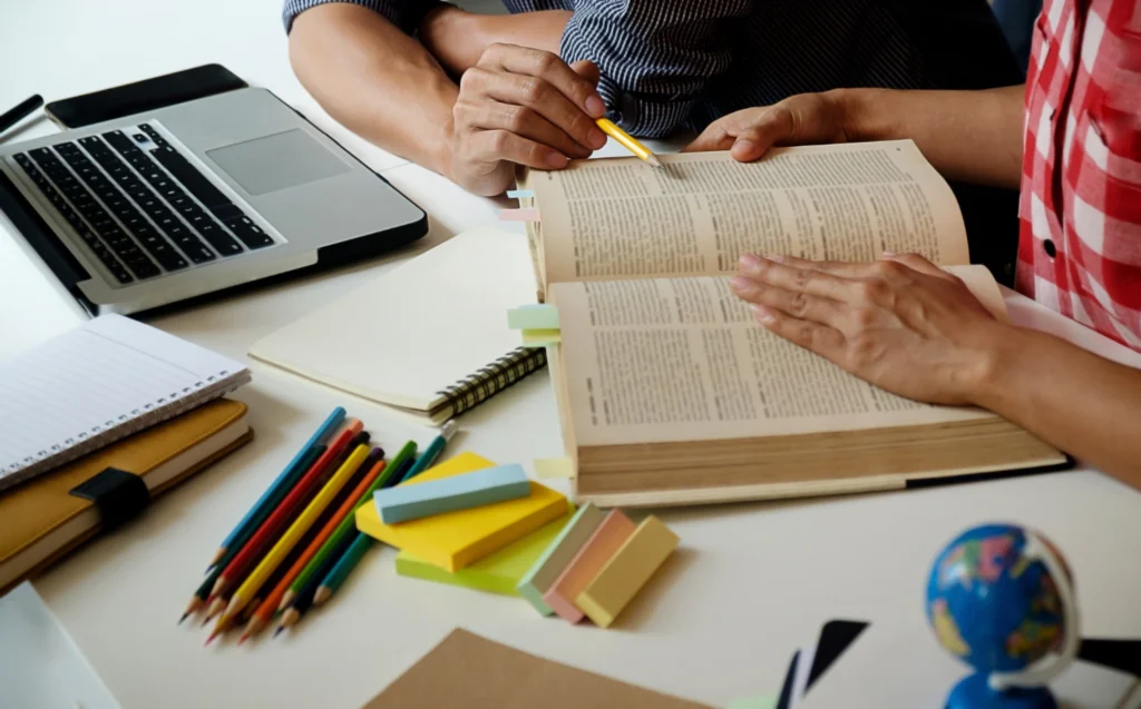 Membuat kalimat bahasa Inggris sederhana